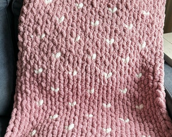 Small Hearts Chunky knit blanket, Baby Shower Gift Idea, Chenille Baby Blanket, Baby Chunky Blanket, Crib Chunky Knit Blanket