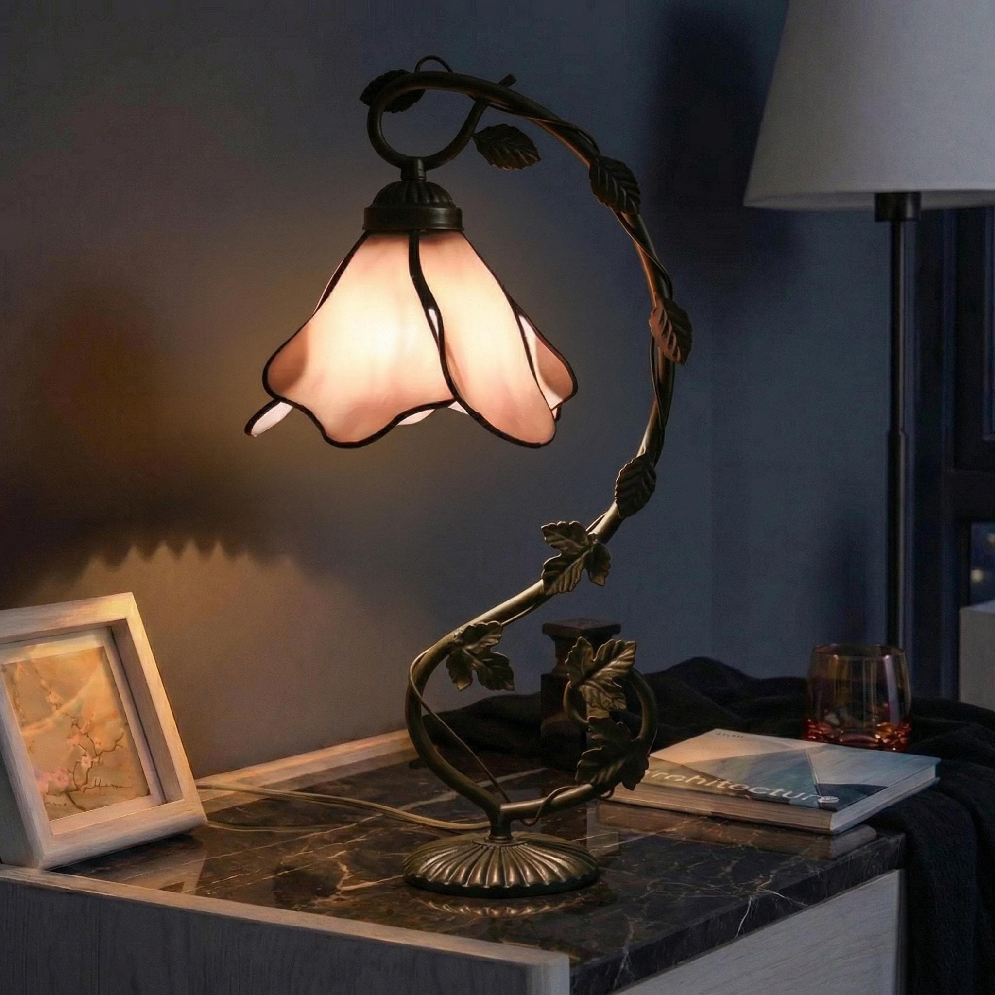 アンティーク フラワーモチーフ ランプ Vintage flower lamp - Etsy 日本