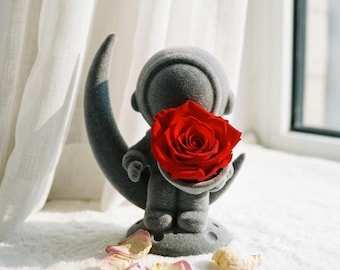 Preserved Rose Astronaut Spaceman Moon Decor Romantic Valentine Gift For Him Her Galaxy Statue Cosmic Anniversary Present Sculpture