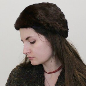Vintage 60s Fur Winter Hat Dark Brown/Black Fitted Fur hat