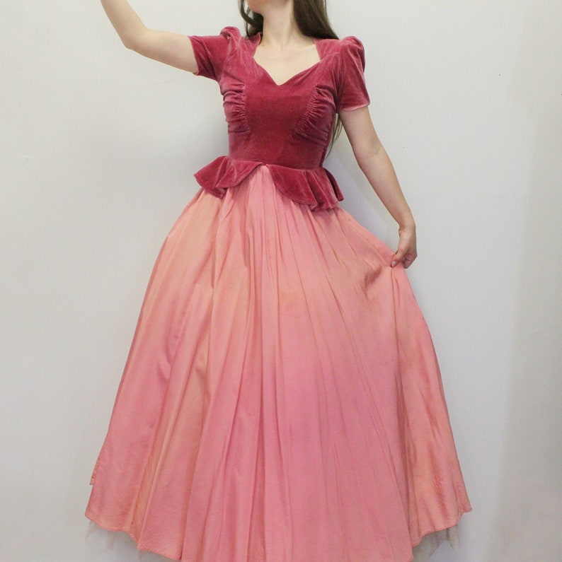 Vintage 30s/40s Pink Peplum Prom Dress Elegant Evening Gown image 6