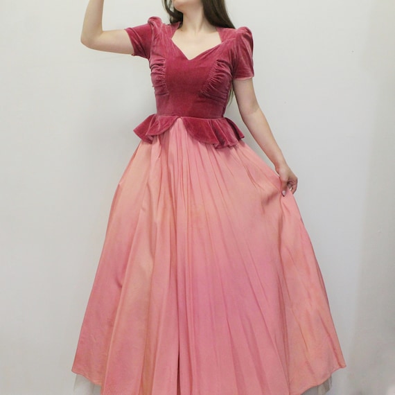 Vintage 30s/40s Pink Peplum Prom Dress Elegant Eve