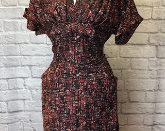 Vintage 1950s Print Dress with pockets and bow detail Size 12-14 Large