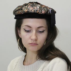 50s Tassel Hat - Etsy display picture 3