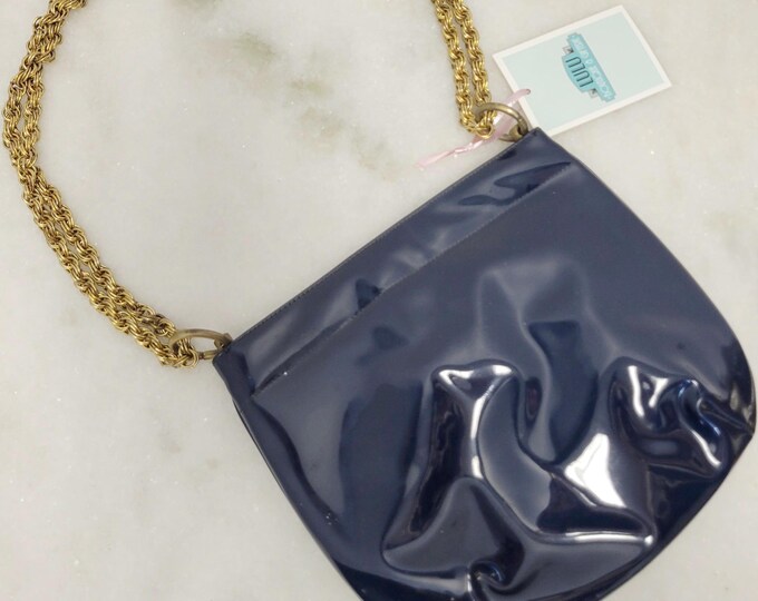 Vintage 60s Patent Leather Shoulder Bag With Thick Gold Chain Perma
