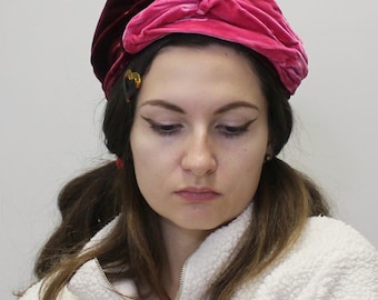 Turbante vintage de terciopelo rosa de los años 50 de Mr. Stanley
