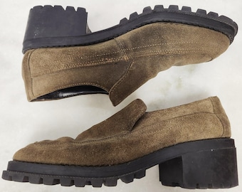 Mocasines de tacón grueso de ante estilo vintage de los años 90 de Unlisted by Kenneth