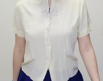 Vintage 50s Cream Embroidered Blouse Keyhole top Short Sleeve- Cream Embroidered Button Up Blouse AS IS