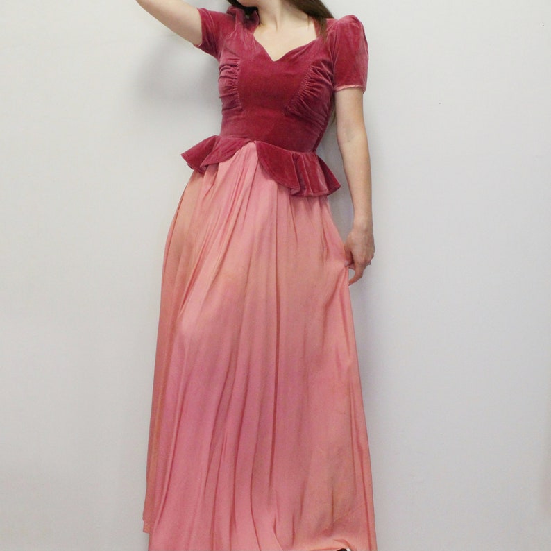 Vintage 30s/40s Pink Peplum Prom Dress Elegant Evening Gown image 8