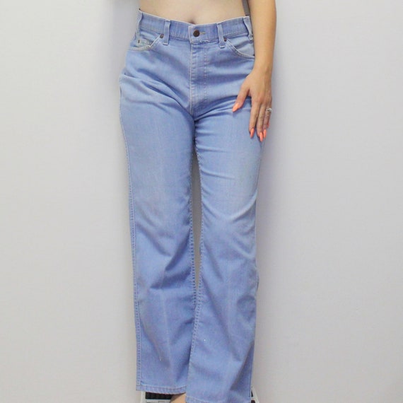 Vintage 90s High Waisted Light Wash Jeans 530 199… - image 2