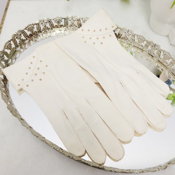 Vintage 50s Formal Gloves Beaded cuffed cream Glo… - image 7