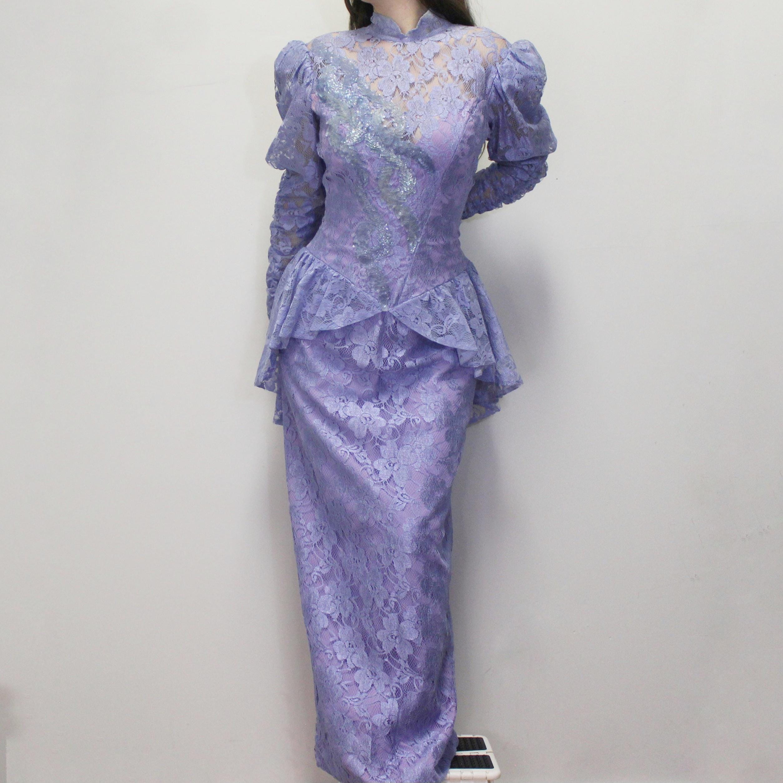 green emerald velvet dress Medium 1980s Blue Velvet Cocktail Dress Long Sleeve Gold Eyelash Lame   Style & Salvage
