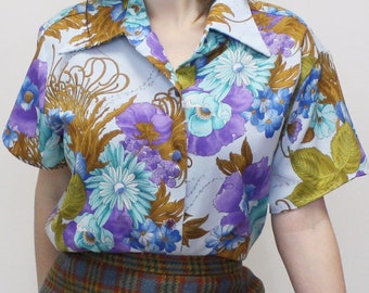 Vintage 70s Hawaiian Shirt Ladies Floral Butterfly Button up Tee - Purple Brown Floral Ladies Hawaii