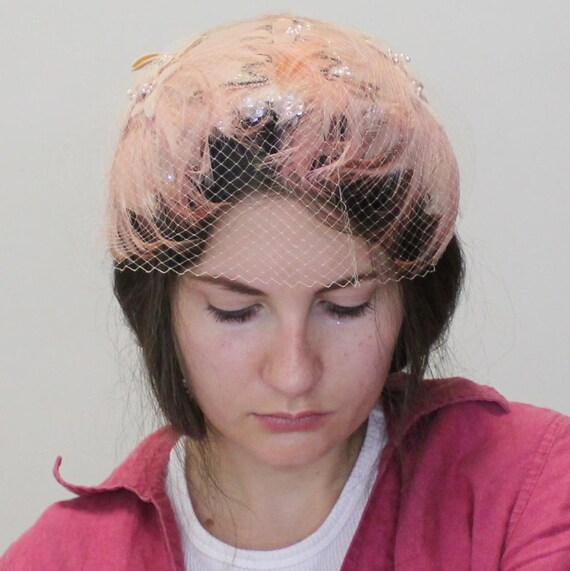 Vintage 50s Feather Flower Veiled Helmet Hat Birdcage Pink  display picture 3