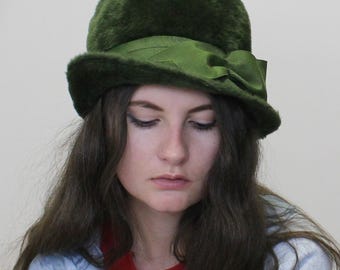 Vintage Womens Hat Faux Fur 1960 display picture 3