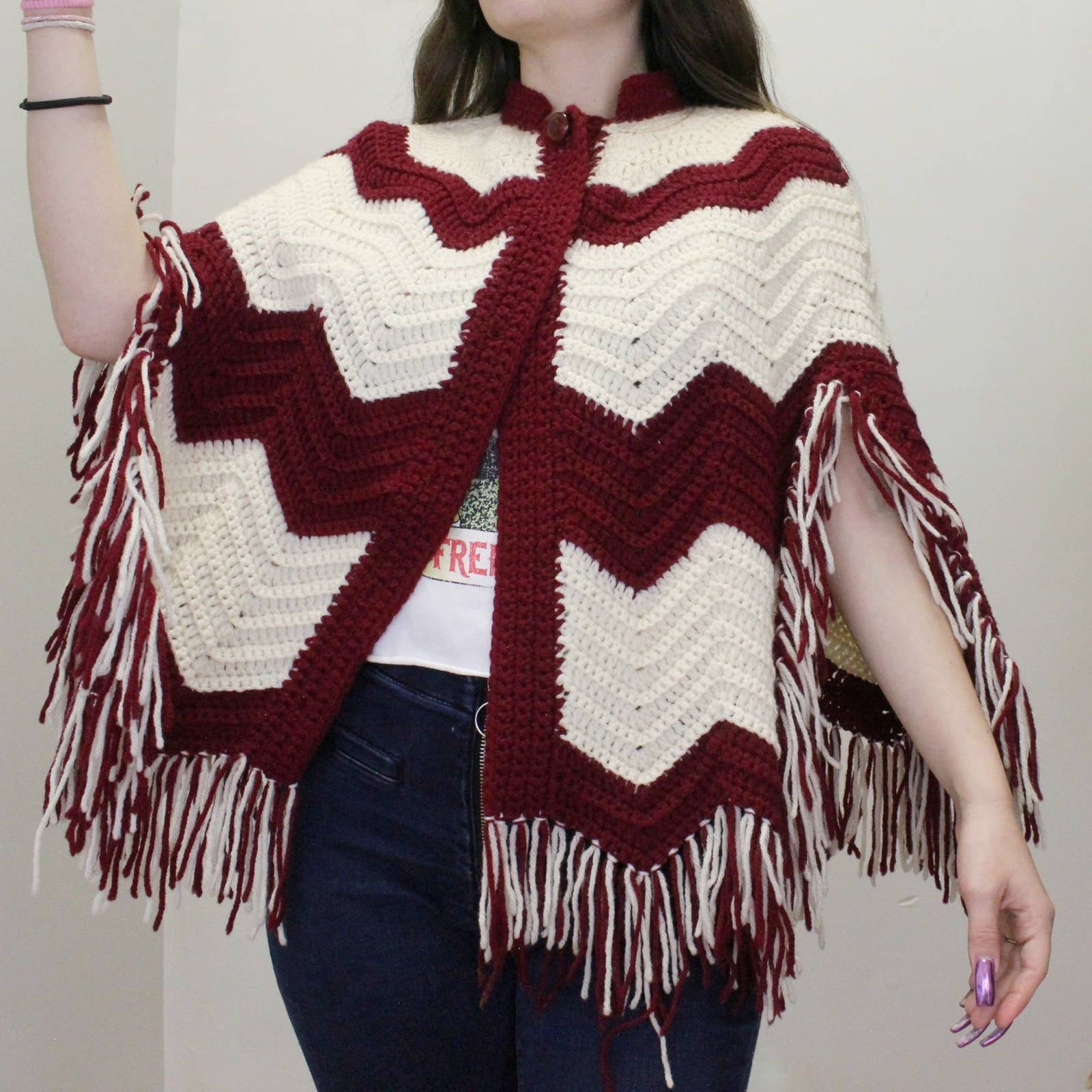 ヴィンテージ 70 年代 ニット シェブロン ポンチョ フリンジ裾付き