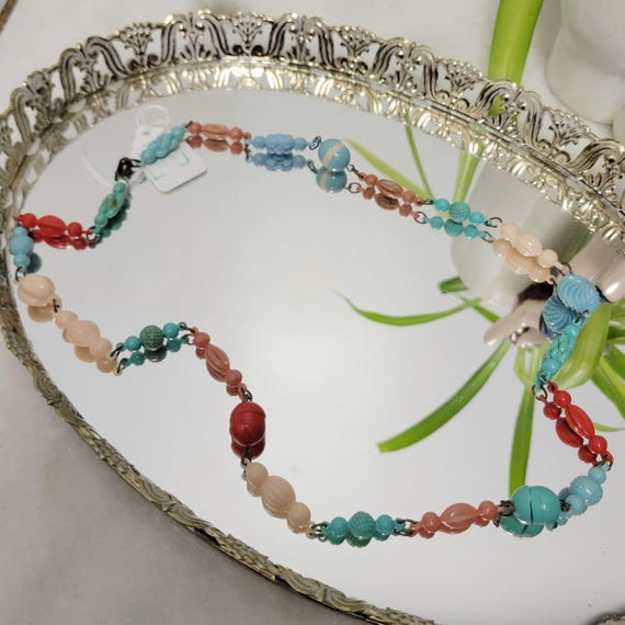 Collier Ancien En Plastique Des Années 1940 – Couleur Cerise, Vintage Et Unique