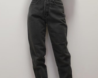 Vintage 90s Black Denim High Waisted Mom Jeans by Stefano International