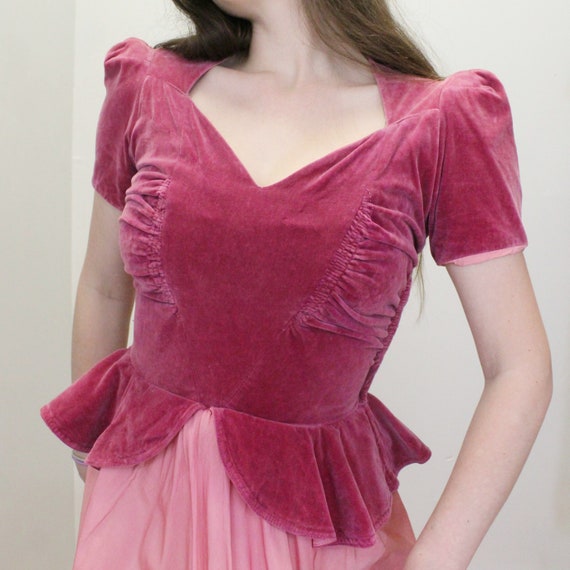 Vintage 30s/40s Pink Peplum Prom Dress Elegant Ev… - image 9