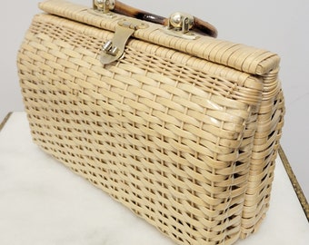 Vintage 60s Basket woven Purse Handmade Handbag- Basket Purse Bamboo Handle