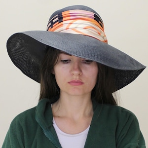 Vintage 70s Floppy Sun Hat by Betmar with Scarf