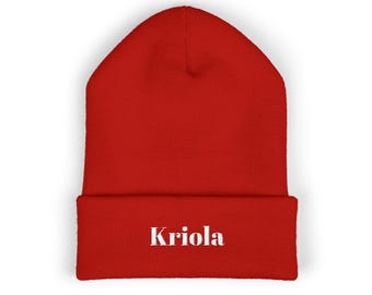 Kriola broderad muddmössa | Stickad ullmössa, kreolsk text med ömotiv