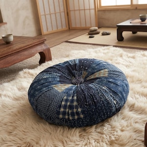 Coussin de Sol Rond en Patchwork de Tissu Indigo Style Japonais