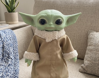 Star Wars Grogu Baby Yoda Doll 27cm | The Mandalorian Plush Figure | Soft Vinyl Head Collectible Stuffed Toy | Star Wars Merch