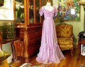 Romantic Retro 80s Tea Gown. Orchid Dotted Tulle. Ribbon Lace Formal. Off On Shoulder. Dreamy Fairy-tale Princess. ALICIA label. size 10.