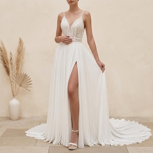 Vestido de novia bohemio de encaje para la playa, vestido de novia de corte A, vestido de novia de verano con abertura lateral, vestido de novia con espalda descubierta, regalo para despedida de soltera