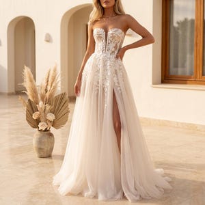 Vestido de novia palabra de honor de encaje corte A Vestido de novia de tul con espalda abierta Vestido de novia elegante Boda de verano Regalo para despedida de soltera