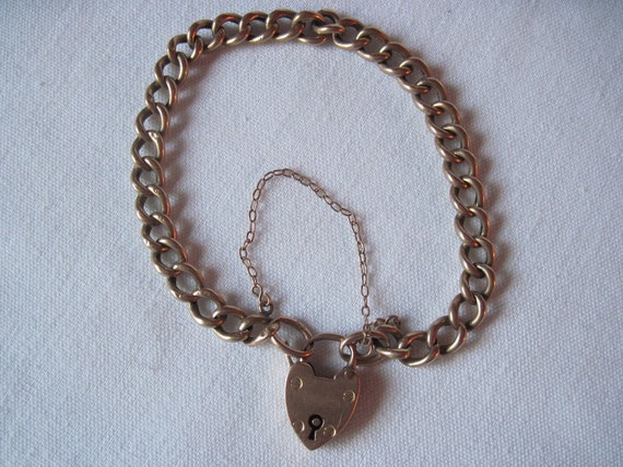 9.375 K Gold Bracelet with Heart-shaped Padlock Cl