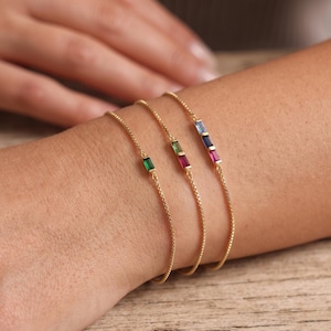 Personalized Gold Birthstone Bracelet, Baguette Birthstone Bracelet,Custom Family Birthstone Jewelry, Gold Bracelet for Mom,Mothers Day Gift