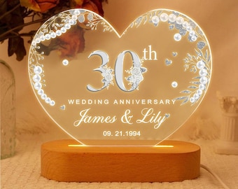 Lampada LED personalizzata per il 30° anniversario di matrimonio con perle: un regalo ricordo unico.