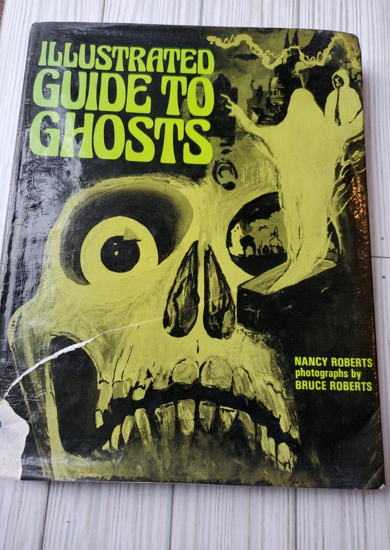 Illustrated Guide to Ghosts by Nancy Roberts image 1