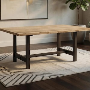 Mesa de arce veteado icónica, hecha por los Amish - Mesa de comedor natural con tablero rectangular - Envío rápido