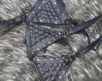 handgefertigte Leder Bestrafungs Set für Frauen Dornen Spezial Bestrafung Spikes,