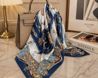 Lyxig sidenhalsduk blå ridmönster satin fyrkantig huvudduk elegant mode omlott
