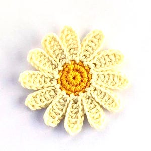 Applique au crochet, fleurs au crochet, 1 très grande marguerite au crochet, scrapbooking, appliques, fait main, patchs à coudre. embellissements
