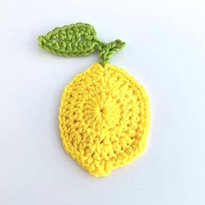 Crochet applique, crochet fruit, 1 large yellow  crochet lemon, Cardmaking, scrapbooking, appliques, handmade, sew on patches embellishments