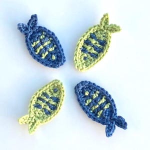 Sea life appliques, crochet appliques, 4 small striped crochet fish cardmaking, scrapbooking, appliques, embellishments, sew on patches