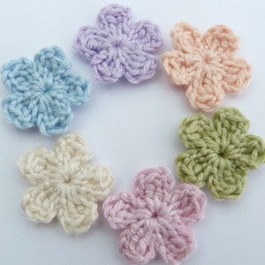 Crochet flowers, Crochet applique, 6 small applique flowers,  cardmaking, scrapbooking, appliques, handmade, sew on patches embellishments