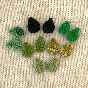 Crochet, Crochet appliques, 12 small green applique leaves, cardmaking, scrapbooking, appliques, craft embellishments, sewing accessories image 2