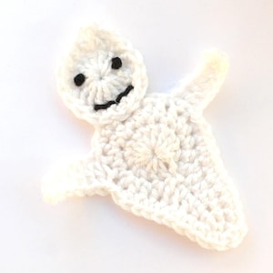 Crochet applique, 1 large halloween ghost applique  cards, scrapbooks, appliques and embellishments embellishments