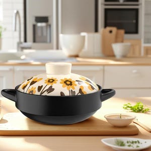 Moderner Donabe Topf mit Blumenmuster, Auflaufform aus schwarzem Ton mit Sonnenblumendeckel, einzigartige Kochgeschenkidee