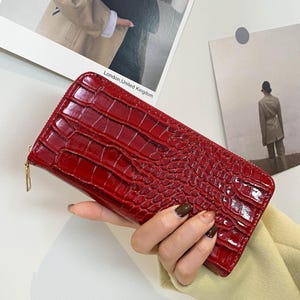 Crocodile Embossed Women's Wallet, Burgundy Zip Around Wallet, Long Wallet for Women, Large Capacity Card Holder, Clutch Purse, Gift for Her