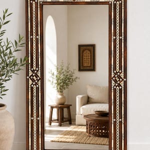 Specchio marocchino fatto a mano con intarsi in osso – Grande elemento decorativo geometrico in legno – Arredamento boho per l'ingresso di casa