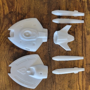 Federation Nova Class Starship from Star Trek 1:1000 scale