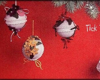 No.884 Christmas Ornament Crochet Pattern PDF - Victorian Flowers Crochet Tree Ornaments - Holiday Home Decorating - 1970's Vintage