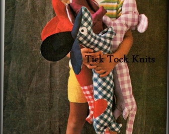 No.423 Sewing Pattern PDF Vintage Gingham Dachshund Dogs - Toy Softie Pillow - Wiener Dog 1970's Retro Sewing Pattern